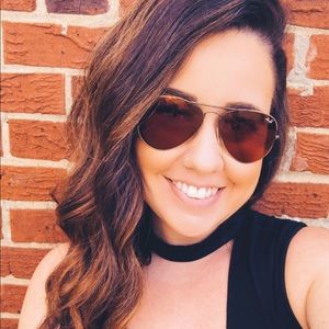 Meet your Posher, Katelyn